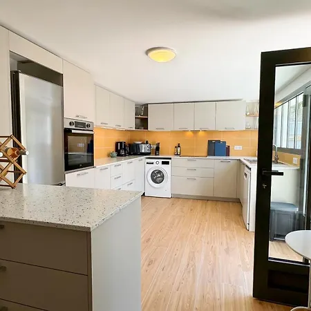 Charmante Location Dans Le Centre De St Martin