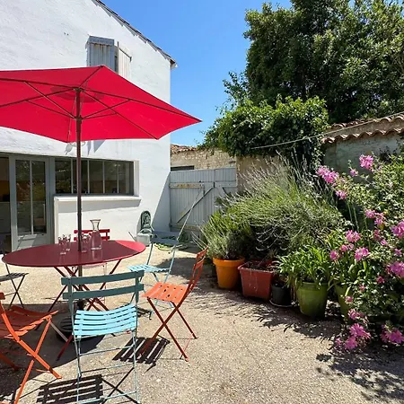 Charmante Location Dans Le Centre De St Martin Villa